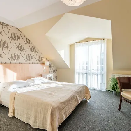 Zenit Oda ve Kahvaltı Ustronie Morskie