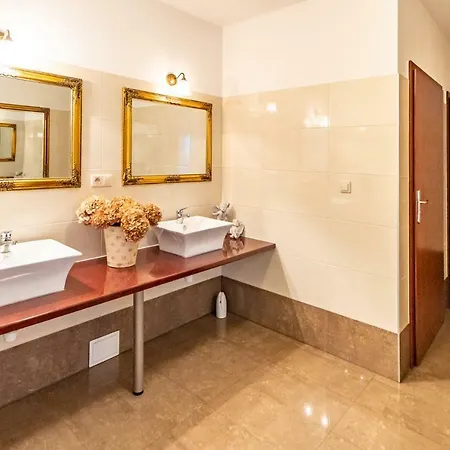 Zenit Ustronie Morskie