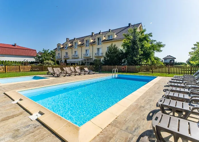 Zenit Устроне-Морске