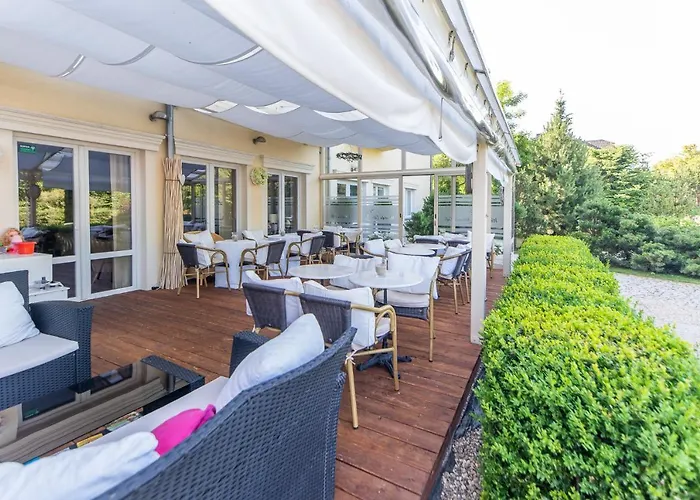 Zenit Устроне-Морске