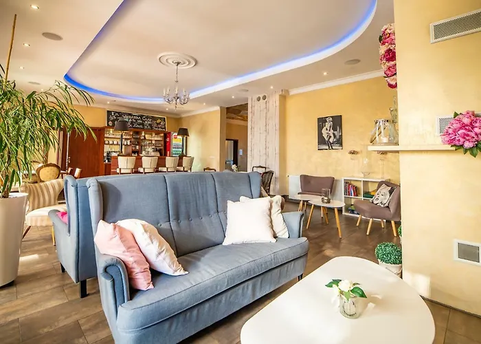 Zenit Устроне-Морске