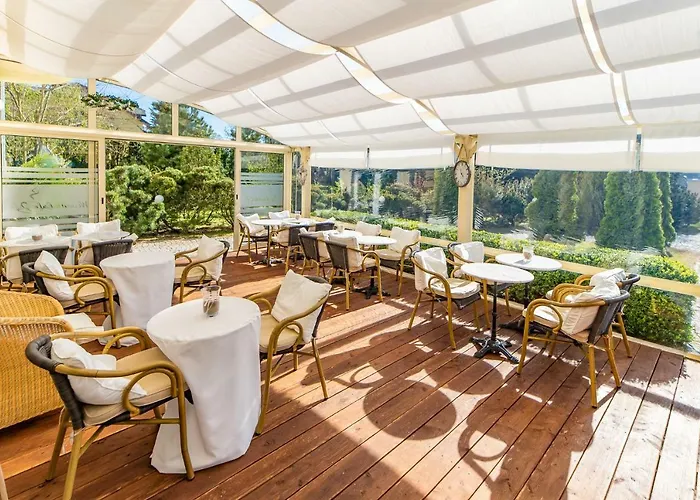 Zenit Устроне-Морске